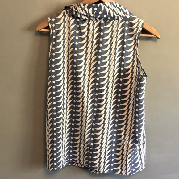 Tank Top Bundle!!! Four for the price of 1! - Picture 7 of 8